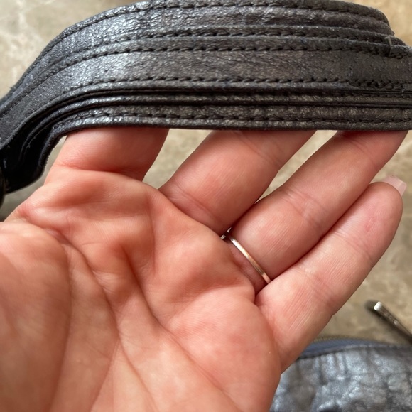 Matt & Nat metallic vegan leather hobo purse - Picture 6 of 13